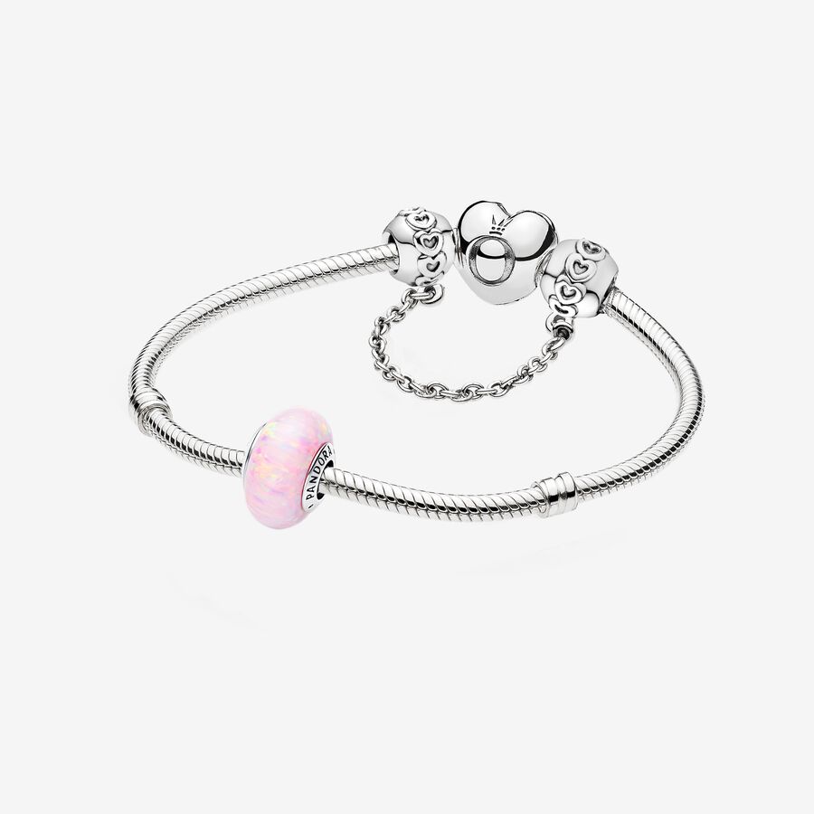 Band of Hearts Pink Bracelet Gift Set image number 0